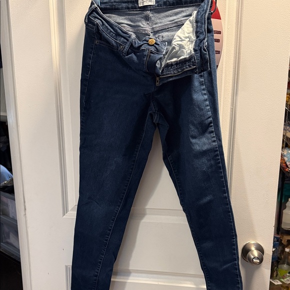 Jessica Simpson Women's Denim Skinny Jeans - Picture 2 of 6